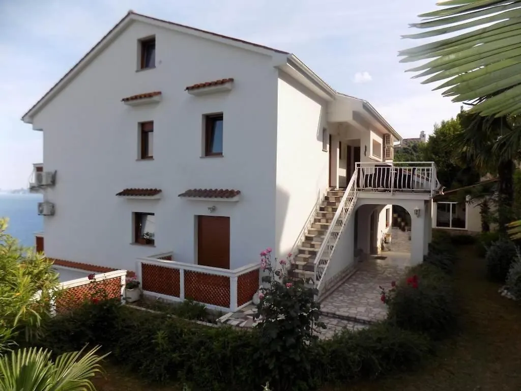 Studio Apartment In Moscenicka Drage With Sea View, Terrace, Air Conditioning, Wifi 4364-1 Moscenicka Draga